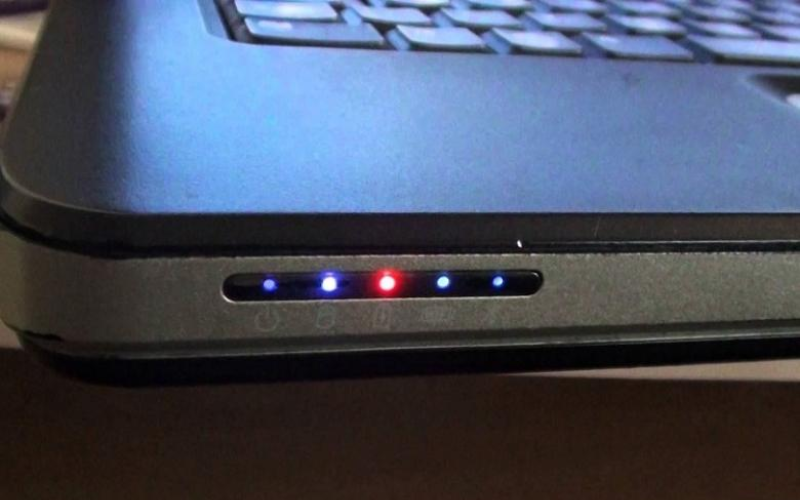 LAPTOP SẠC KHÔNG VÀO PIN - NGUYÊN NHÂN VÀ CÁCH KHẮC PHỤC HIỆU QUẢ