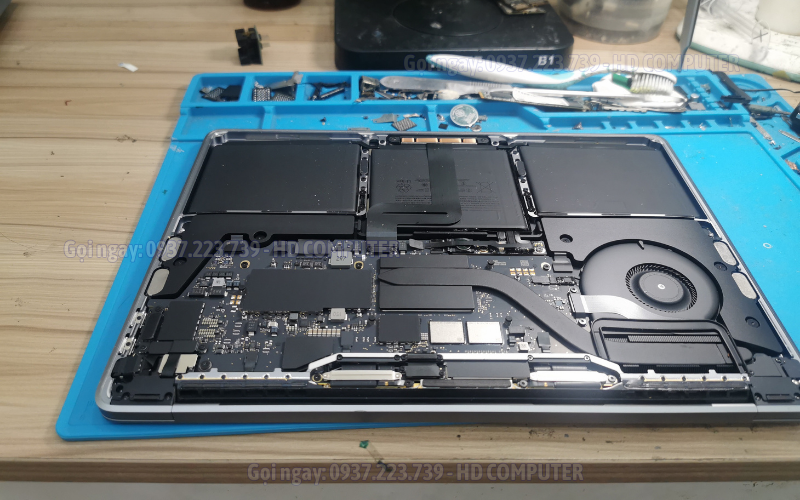 LÀM MÁT LAPTOP MÙA NÓNG