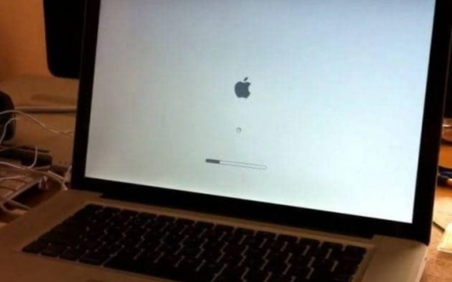 Macbook bi lỗi macOS