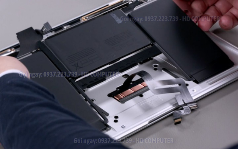 MACBOOK AIR M3 BỊ LỖI PIN