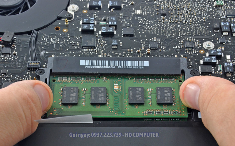 MACBOOK CÓ THAY Ổ CỨNG ĐƯỢC KHÔNG