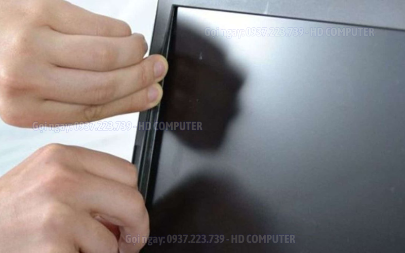 SURFACE BỊ HỞ KEO MÀN HÌNH