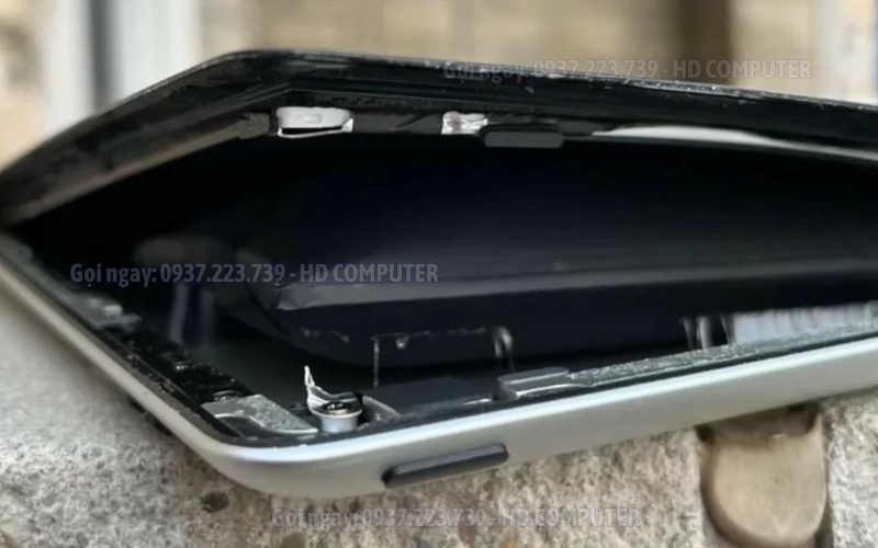 SURFACE BỊ HỞ KEO MÀN HÌNH