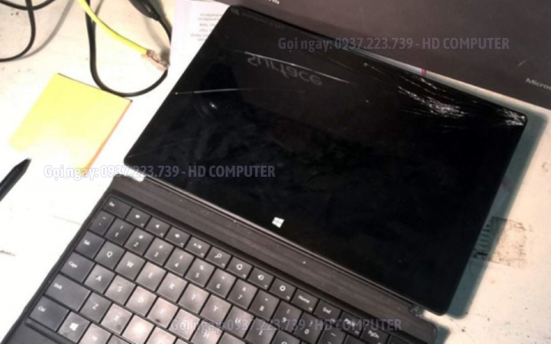 SURFACE BỊ SỌC MÀN HÌNH NHẸ