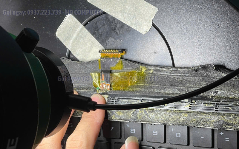 SURFACE KHÔNG NHẬN BÀN PHÍM TYPE COVER