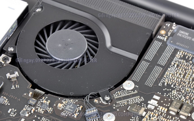 THAY QUẠT MACBOOK PRO 2020