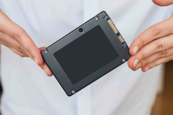 Ưu nhược điểm của SSD