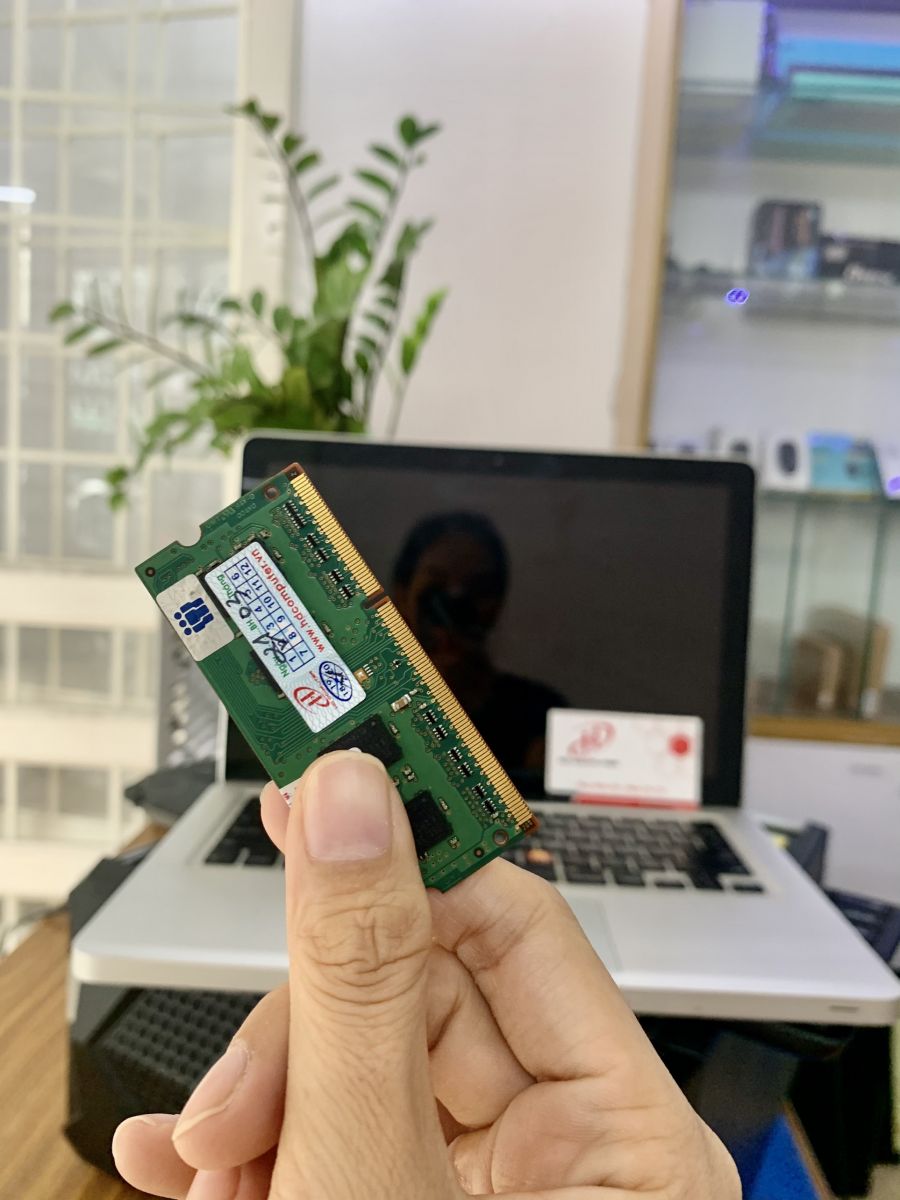Hình ảnh RAM 2GB macbook pro