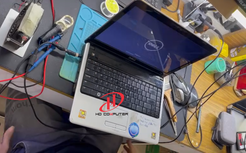 LAPTOP MỞ KHÔNG LÊN MÀN HÌNH - NGUYÊN NHÂN VÀ CÁCH XỬ LÝ NHANH CHÓNG