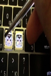 Người dùng MacBook phát điên, đâm đơn kiện tập thể Apple vì lỗi bàn phím